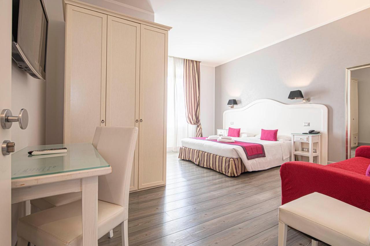 Suite Castrense Rom Exterior foto