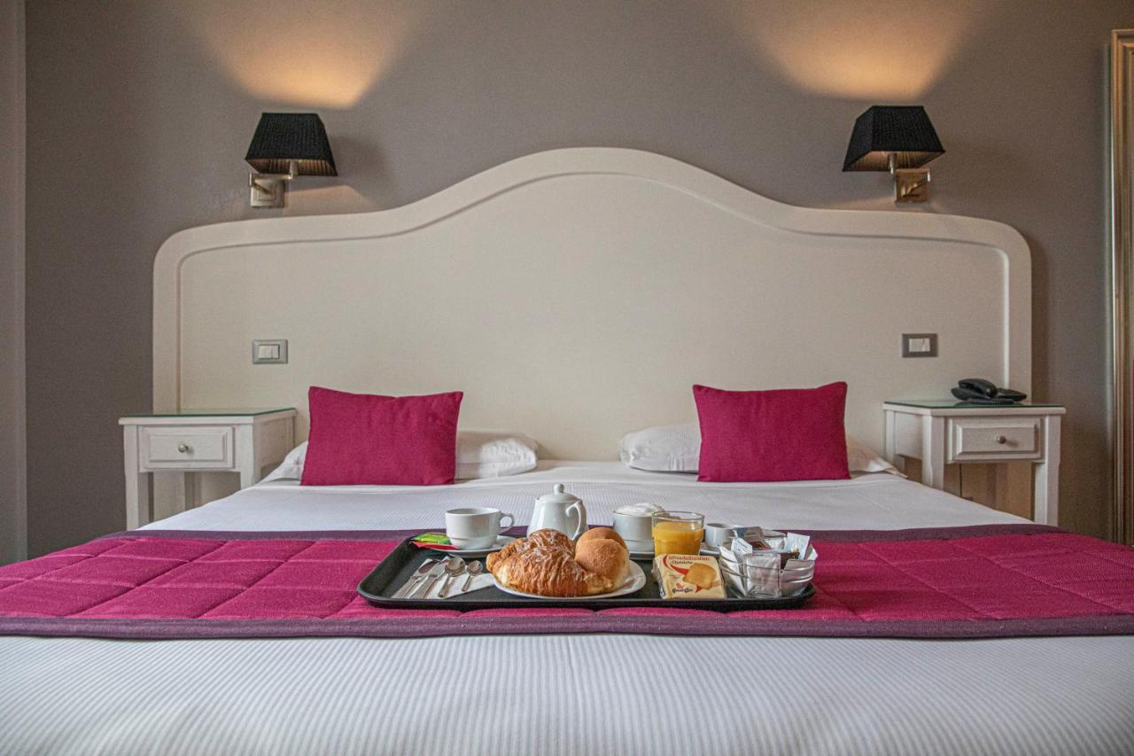 Suite Castrense Rom Exterior foto